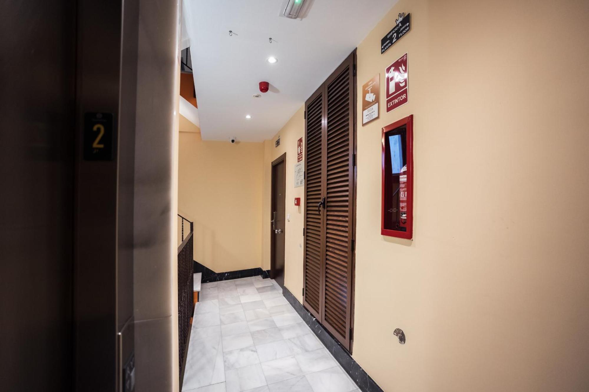 Apartamentos Reyes Catolicos Grenada Zewnętrze zdjęcie